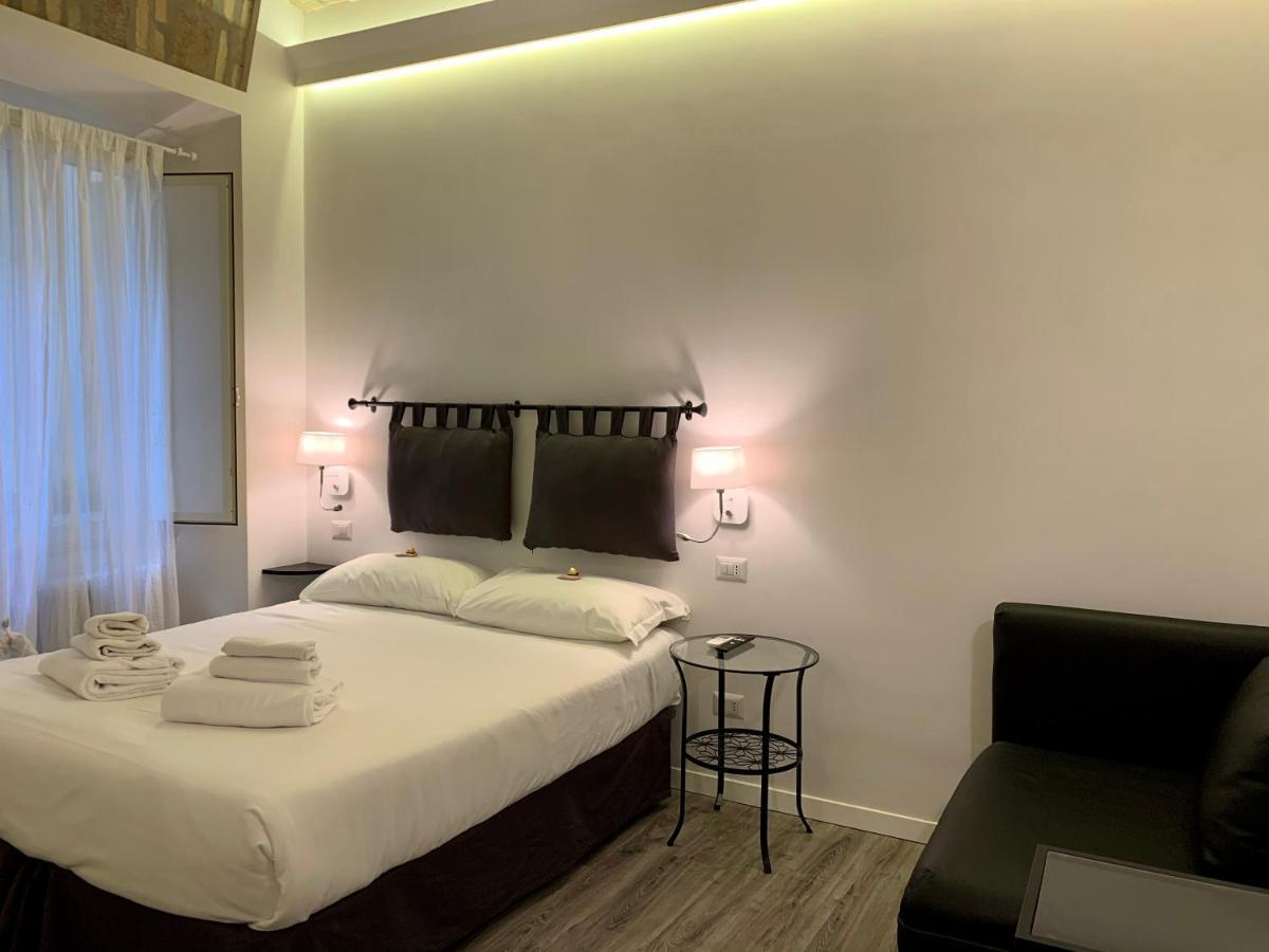 Luxury Rooms Near Colosseum Rzym Zewnętrze zdjęcie