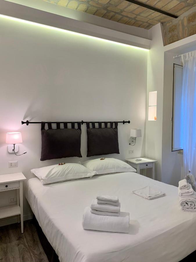 Luxury Rooms Near Colosseum Rzym Zewnętrze zdjęcie