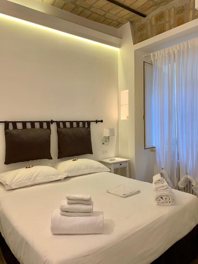 Luxury Rooms Near Colosseum Rzym Zewnętrze zdjęcie