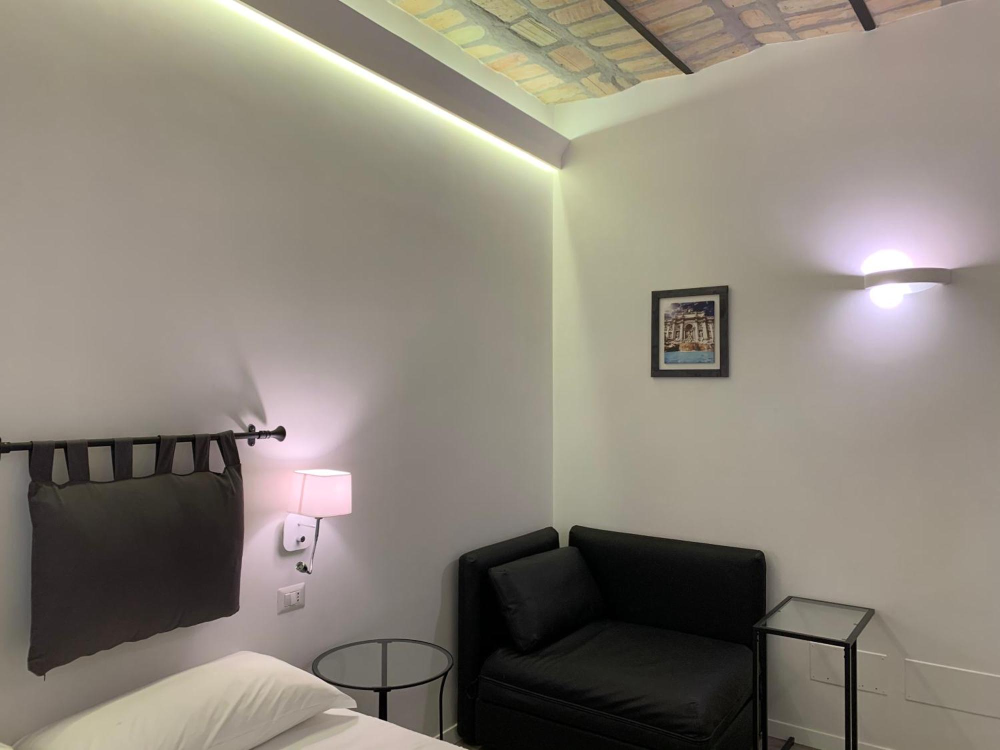 Luxury Rooms Near Colosseum Rzym Pokój zdjęcie