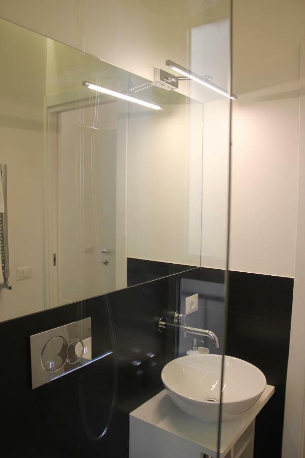 Luxury Rooms Near Colosseum Rzym Zewnętrze zdjęcie